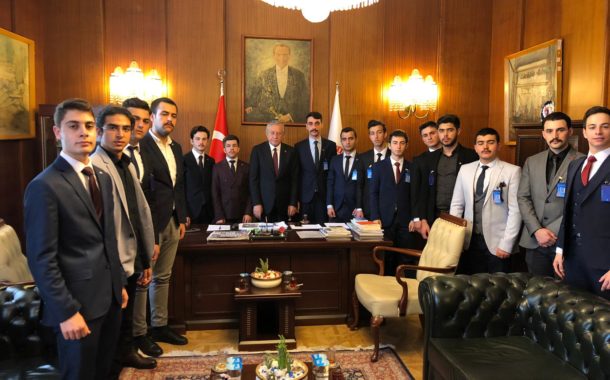 İst. Ünv. Siyasal Bilgiler Fak. Gençlik Klubü Öğrencileri Kabulü