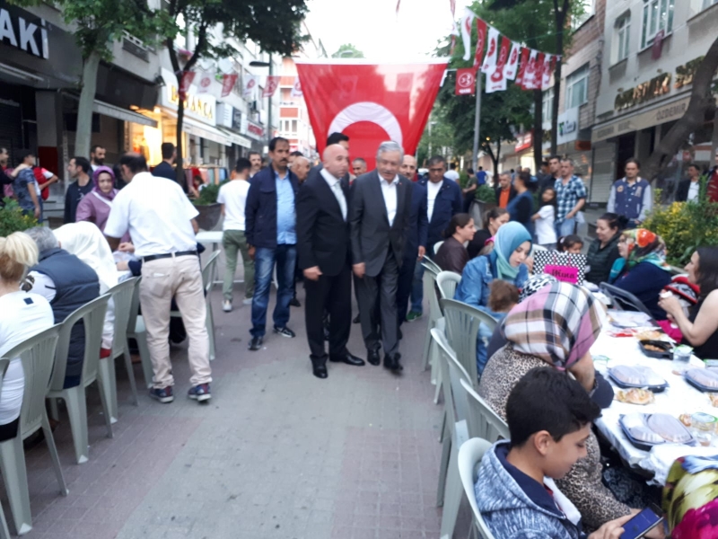 ist-mhp-bayrampasa-ilce-yonetimimizle-birlikte-ilce-esnafi-dernekleri-ziyaretimiz-ve-ftar-programi_2