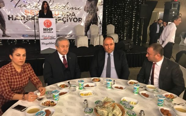 TÜRK KADINI BEYOĞLUNDA HAREKETE GEÇİYOR